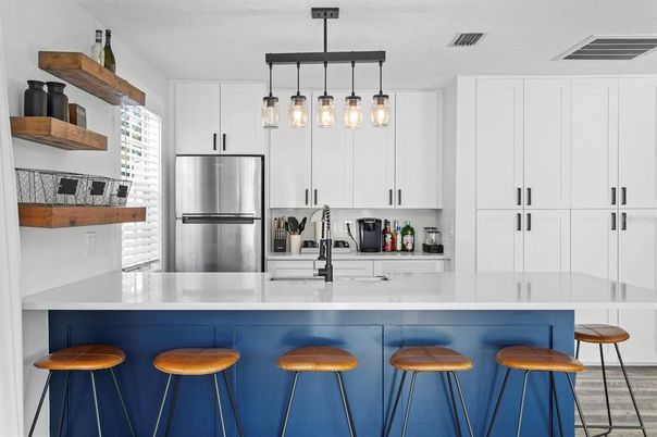Interior, Kitchen, Pendant Lights, Stainless Steel Appliances