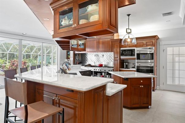 Interior, Kitchen, Pendant Lights, Recessed Lighting, Stainless Steel Appliances