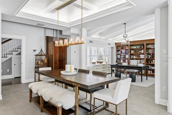Chandelier, Dining room, Interior, Pendant Lights