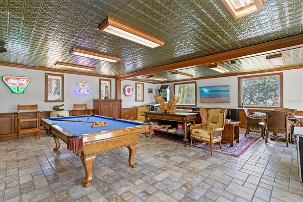 Billiard Table, Game Room, Interior