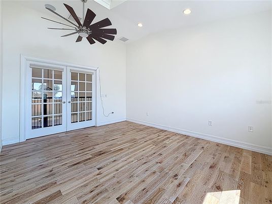 Empty room, Interior, Recessed Lighting, Wood Texture Flooring