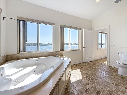 Bathroom, Interior, Recessed Lighting, Water
