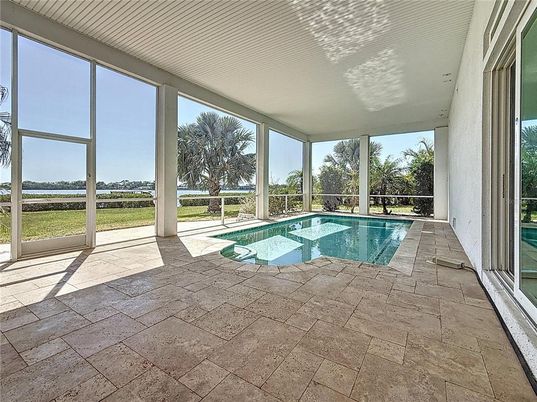 Interior, Pool, Sun Room