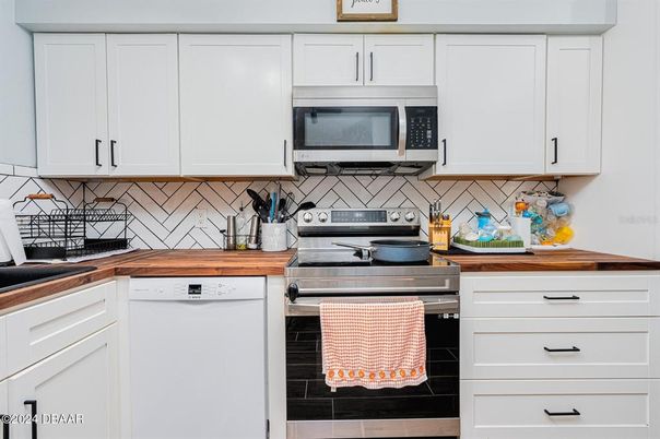 Interior, Kitchen, Stainless Steel Appliances