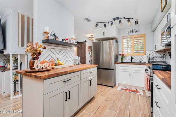Interior, Kitchen, Stainless Steel Appliances, Wood Texture Flooring