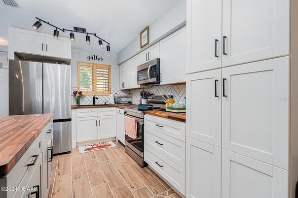 Interior, Kitchen, Stainless Steel Appliances, Wood Texture Flooring