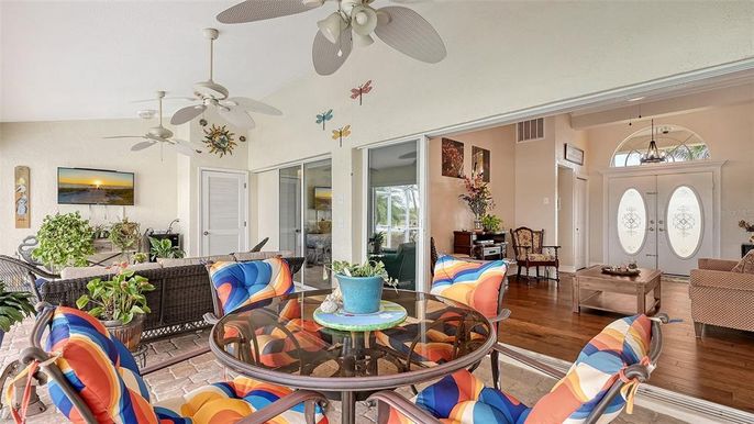 Dining room, Interior, Living room, Wood Texture Flooring