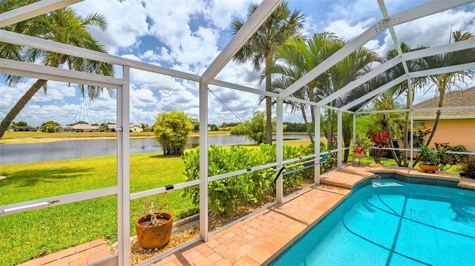 Glass Ceilings, Interior, Pool, Sun Room, Water