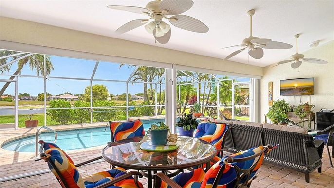 Glass Ceilings, Interior, Pool, Sun Room, Water