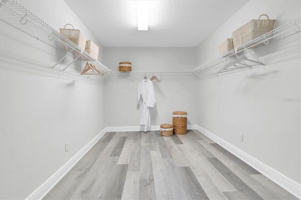 Interior, Walk-in Closets, Wood Texture Flooring