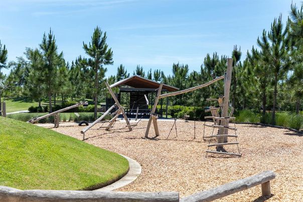 Backyard, Exterior, Playground