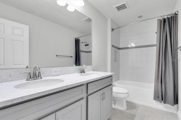 Bathroom, Dual Sink Vanities, Interior