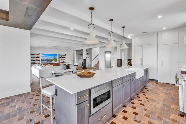 Interior, Kitchen, Living room, Pendant Lights, Recessed Lighting, Stainless Steel Appliances