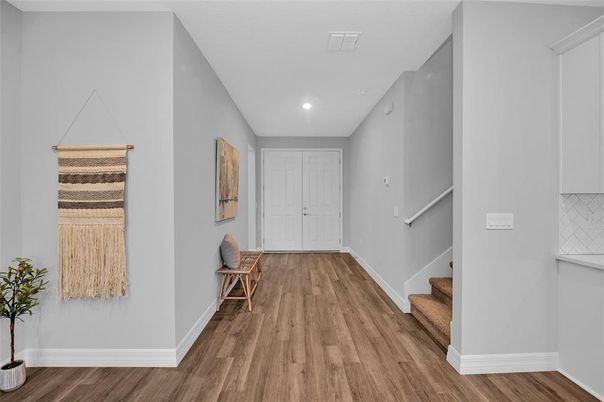 Interior, Recessed Lighting, Wood Texture Flooring