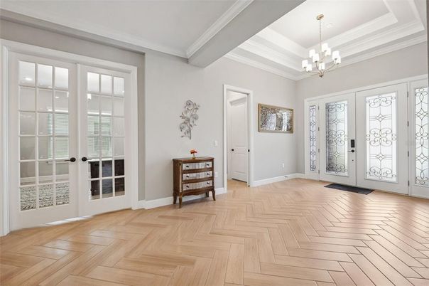 Chandelier, Interior, Wood Texture Flooring