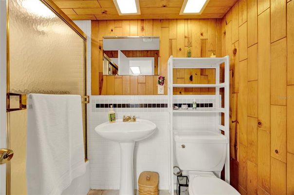 Bathroom, Interior, Wooden Ceilings, Wooden Walls