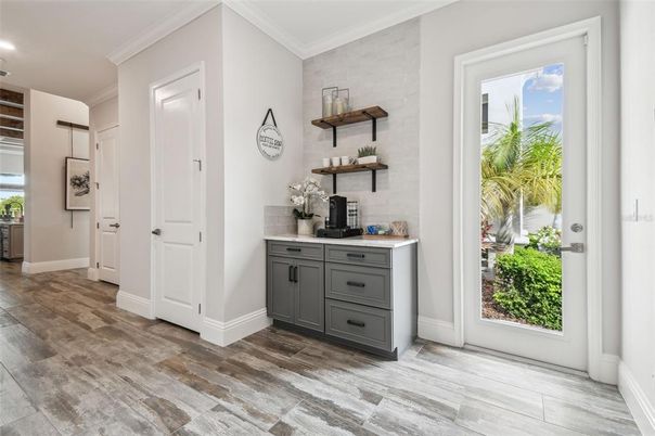 Interior, Recessed Lighting, Wood Texture Flooring
