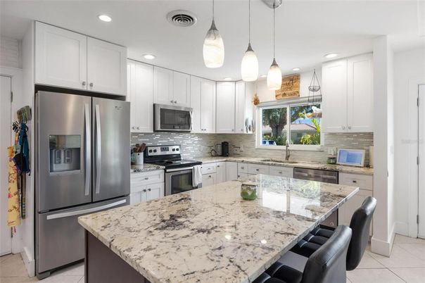 Interior, Kitchen, Pendant Lights, Recessed Lighting, Stainless Steel Appliances