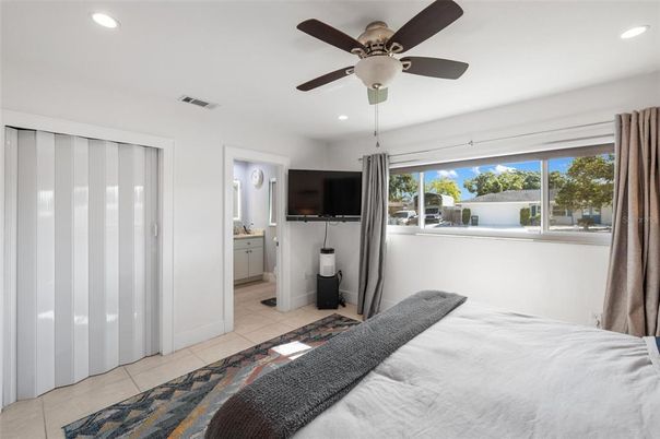 Bedroom, Interior, Recessed Lighting