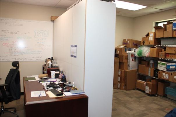 Home Office, Interior