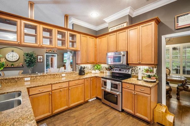Interior, Kitchen, Recessed Lighting, Wood Texture Flooring