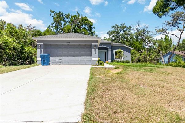 Attached, Backyard, Exterior, Facade, Ranch