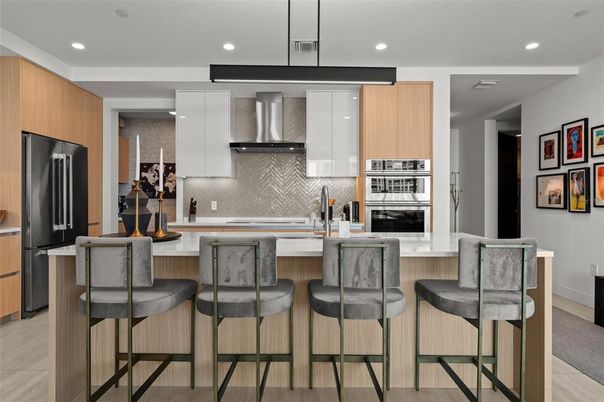 Interior, Kitchen, Pendant Lights, Recessed Lighting, Stainless Steel Appliances
