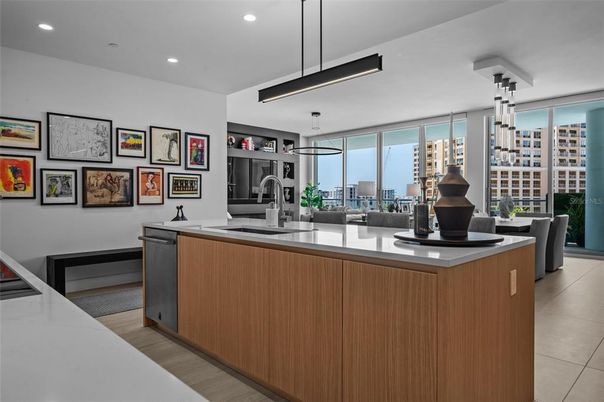 Dining room, Interior, Kitchen, Pendant Lights, Recessed Lighting, Stainless Steel Appliances