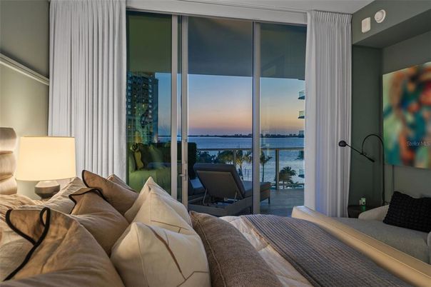 Bedroom, Interior, Water