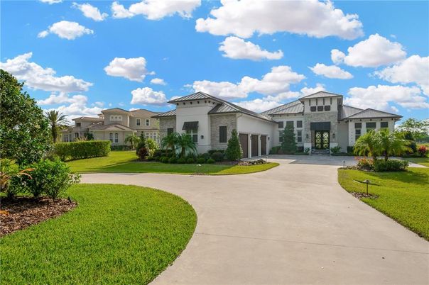 Backyard, Exterior, Facade, Farmhouse