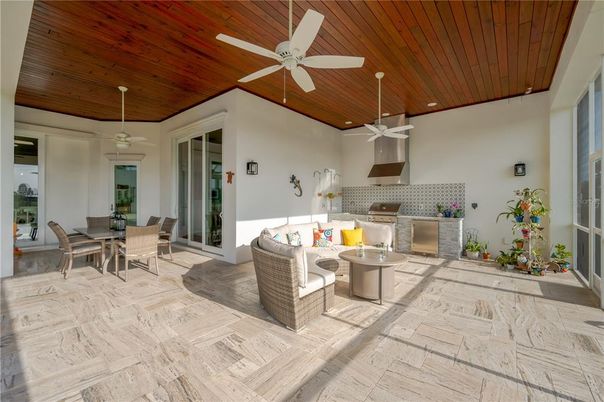 Dining room, Exterior, Recessed Lighting, Wooden Ceilings