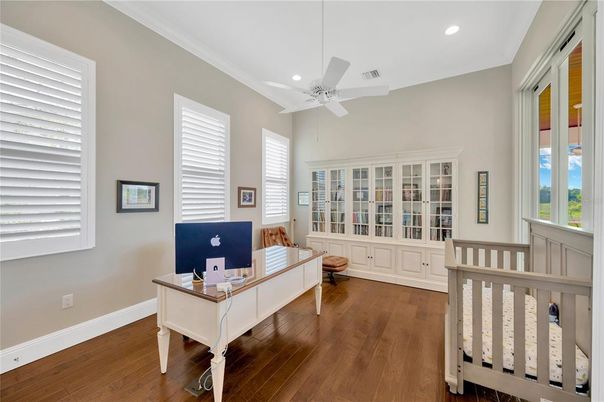 Home Office, Interior, Recessed Lighting, Wood Texture Flooring