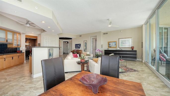 Interior, Kitchen, Living room, Recessed Lighting