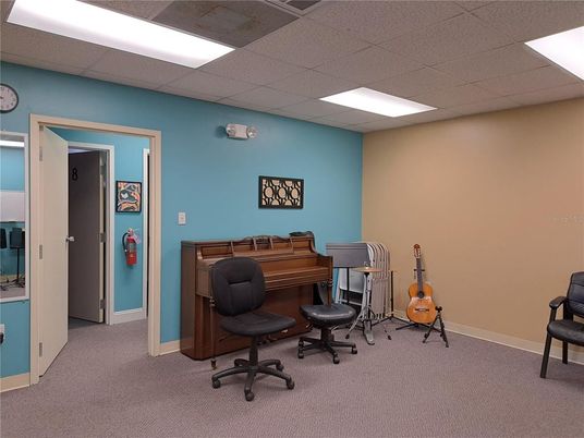 Interior, Piano, Recessed Lighting