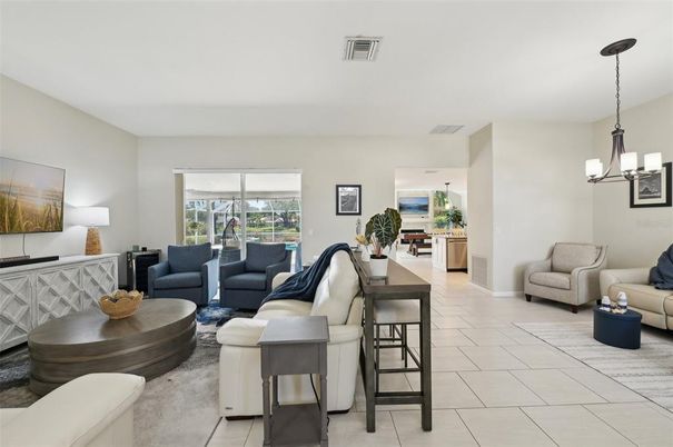 Chandelier, Interior, Living room, Pendant Lights