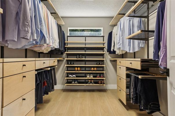 Interior, Walk-in Closets, Wood Texture Flooring