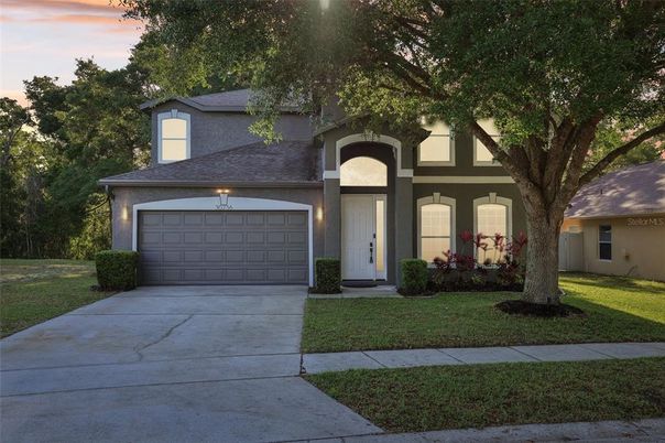 Attached, Exterior, Facade, Ranch