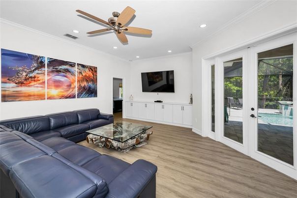 Interior, Living room, Recessed Lighting, Wood Texture Flooring