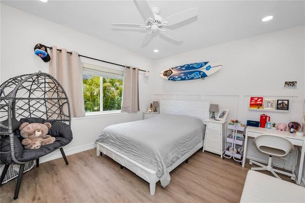 Bedroom, Home Office, Interior, Recessed Lighting, Wood Texture Flooring