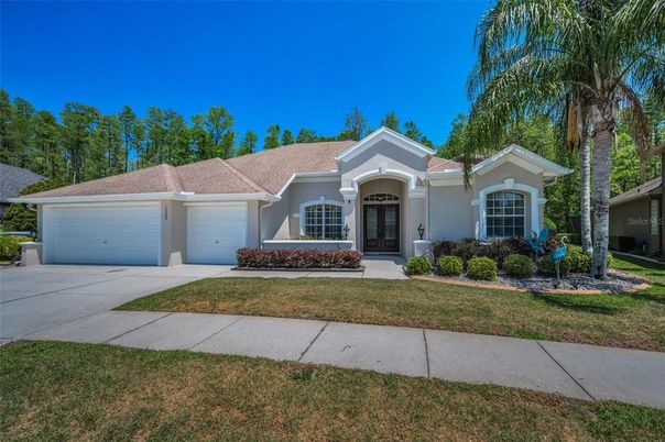 Attached, Exterior, Facade, Ranch