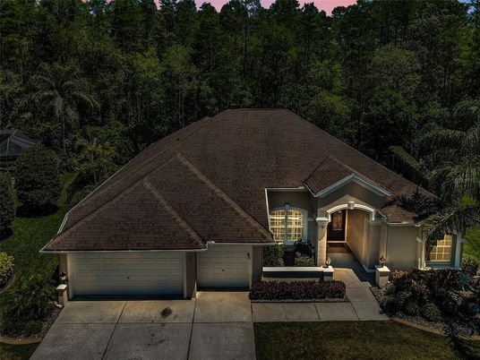Attached, Exterior, Facade, Ranch