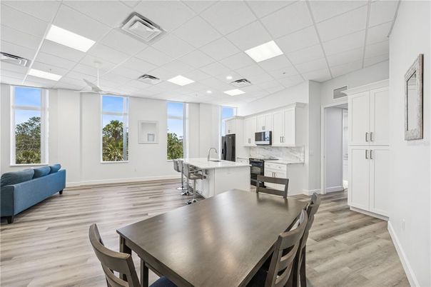 Dining room, Interior, Kitchen, Recessed Lighting, Wood Texture Flooring