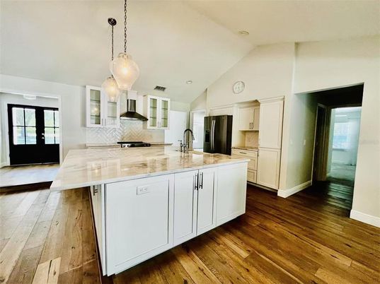 Interior, Kitchen, Pendant Lights, Recessed Lighting, Wood Texture Flooring