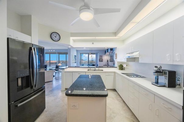 Interior, Kitchen, Pendant Lights, Recessed Lighting