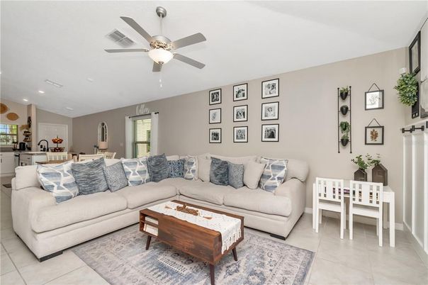 Dining room, Interior, Living room, Recessed Lighting