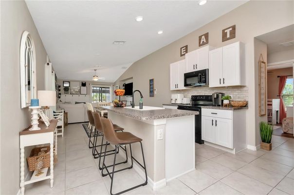 Dining room, Interior, Kitchen, Pendant Lights, Recessed Lighting