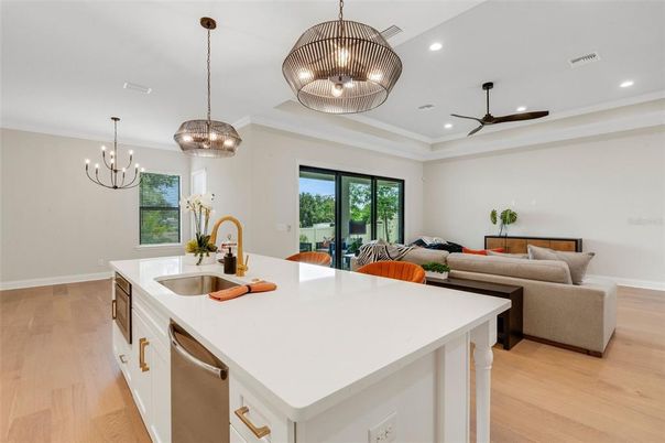 Chandelier, Interior, Kitchen, Living room, Pendant Lights, Recessed Lighting, Wood Texture Flooring