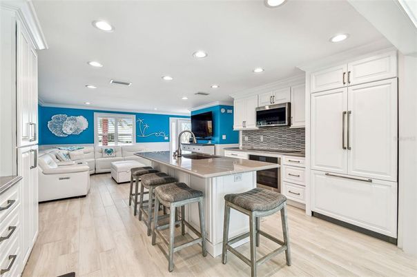 Interior, Kitchen, Living room, Recessed Lighting, Wood Texture Flooring