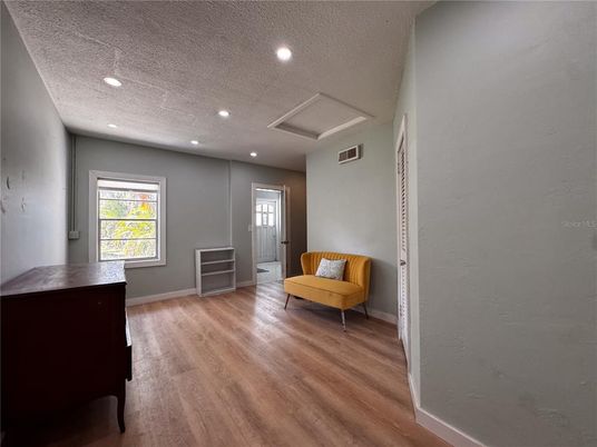 Interior, Recessed Lighting, Wood Texture Flooring