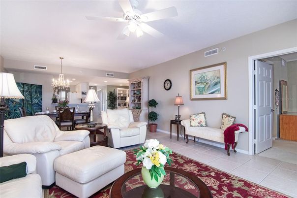 Chandelier, Dining room, Interior, Kitchen, Living room, Recessed Lighting